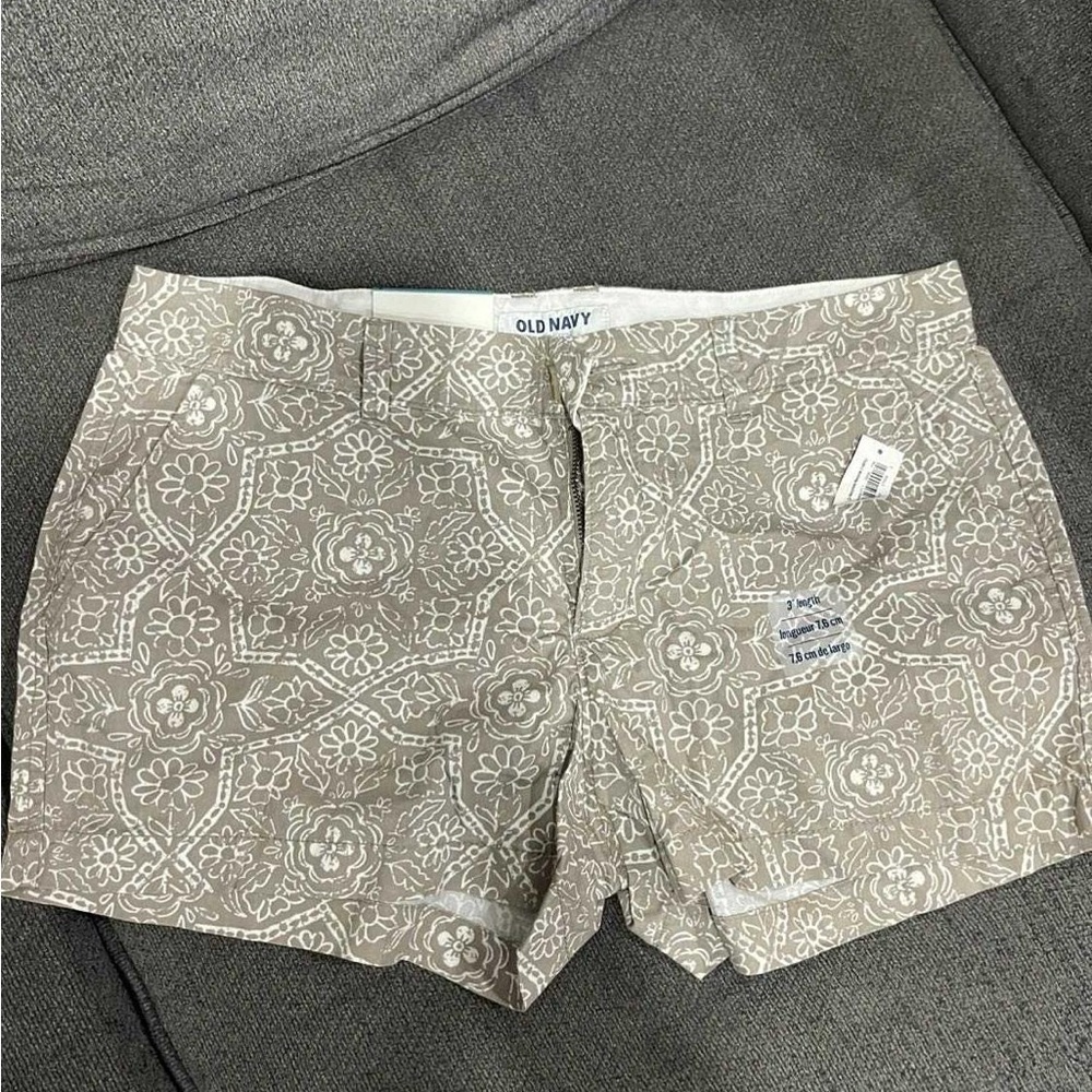 Old Navy Women's Tan Floral Jean Shorts